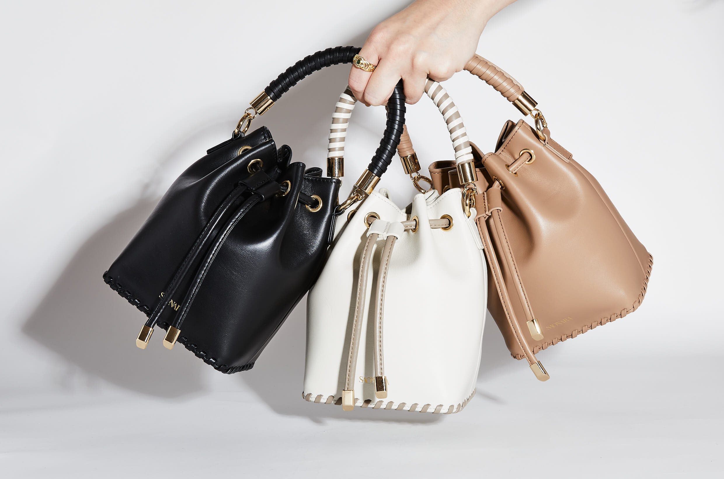 SAONARA MINI BUCKET IVORY LEATHER