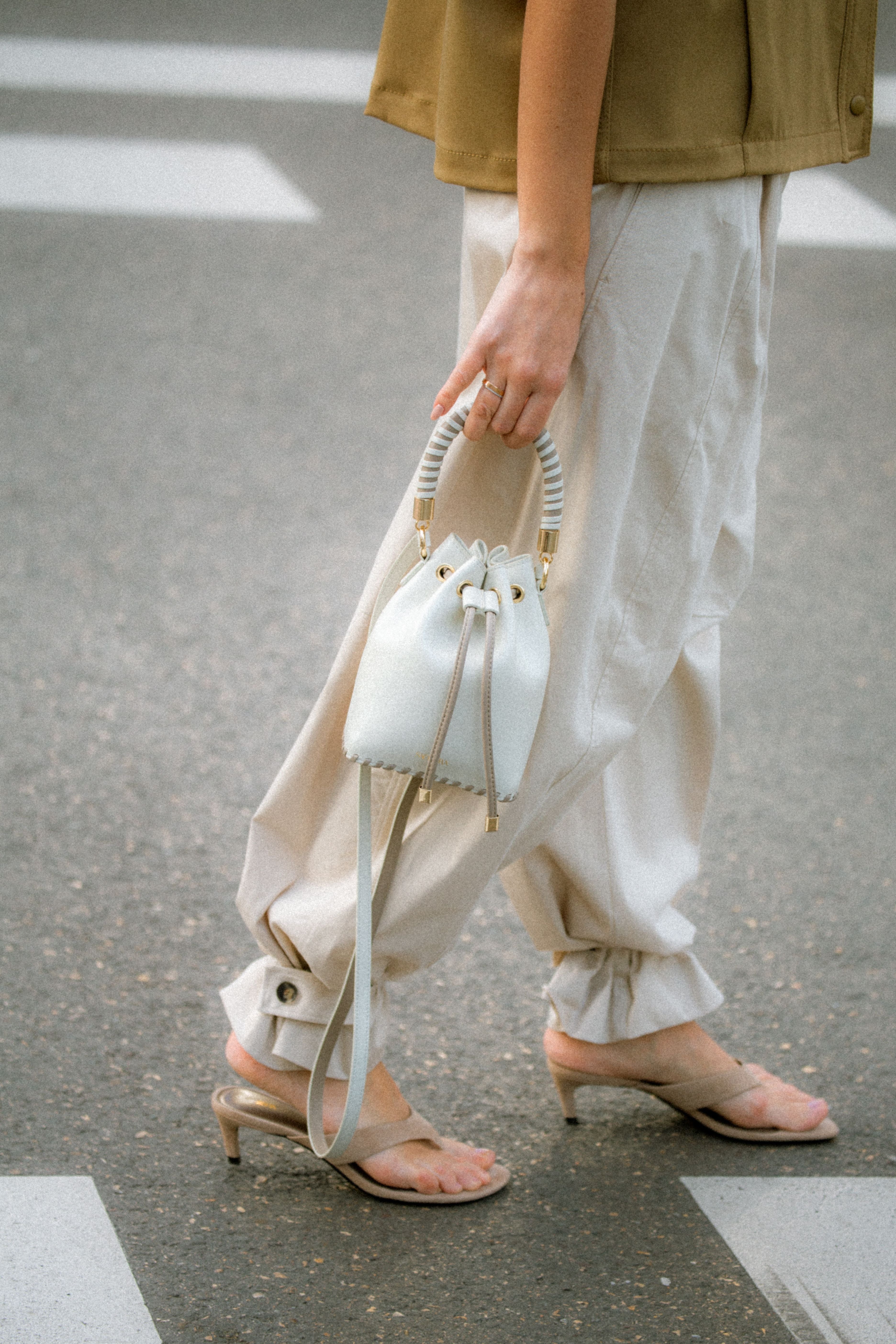 Mini Bucket Bag Ivory Piel