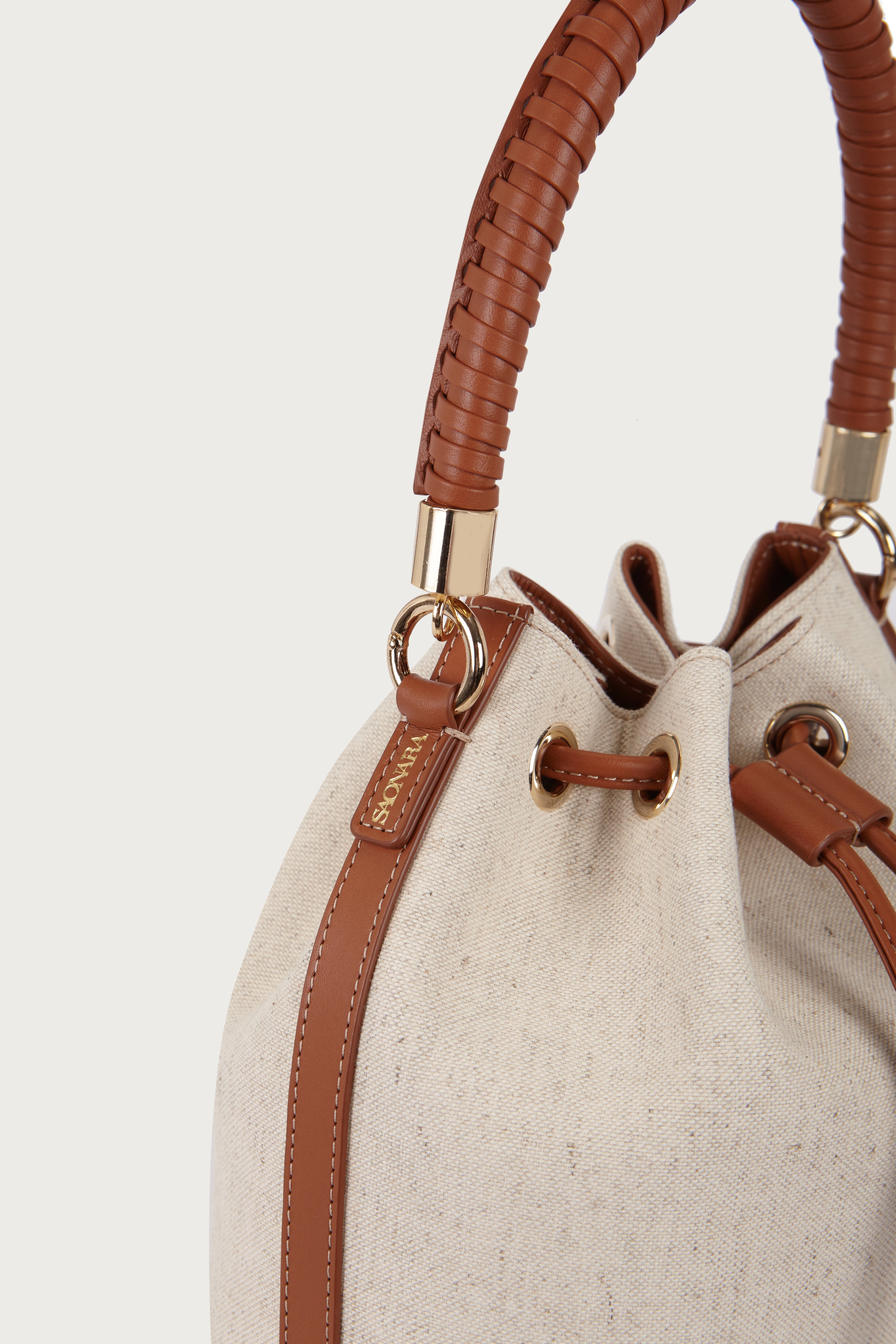 SAONARA BUCKET LINO / CARAMELO PIEL
