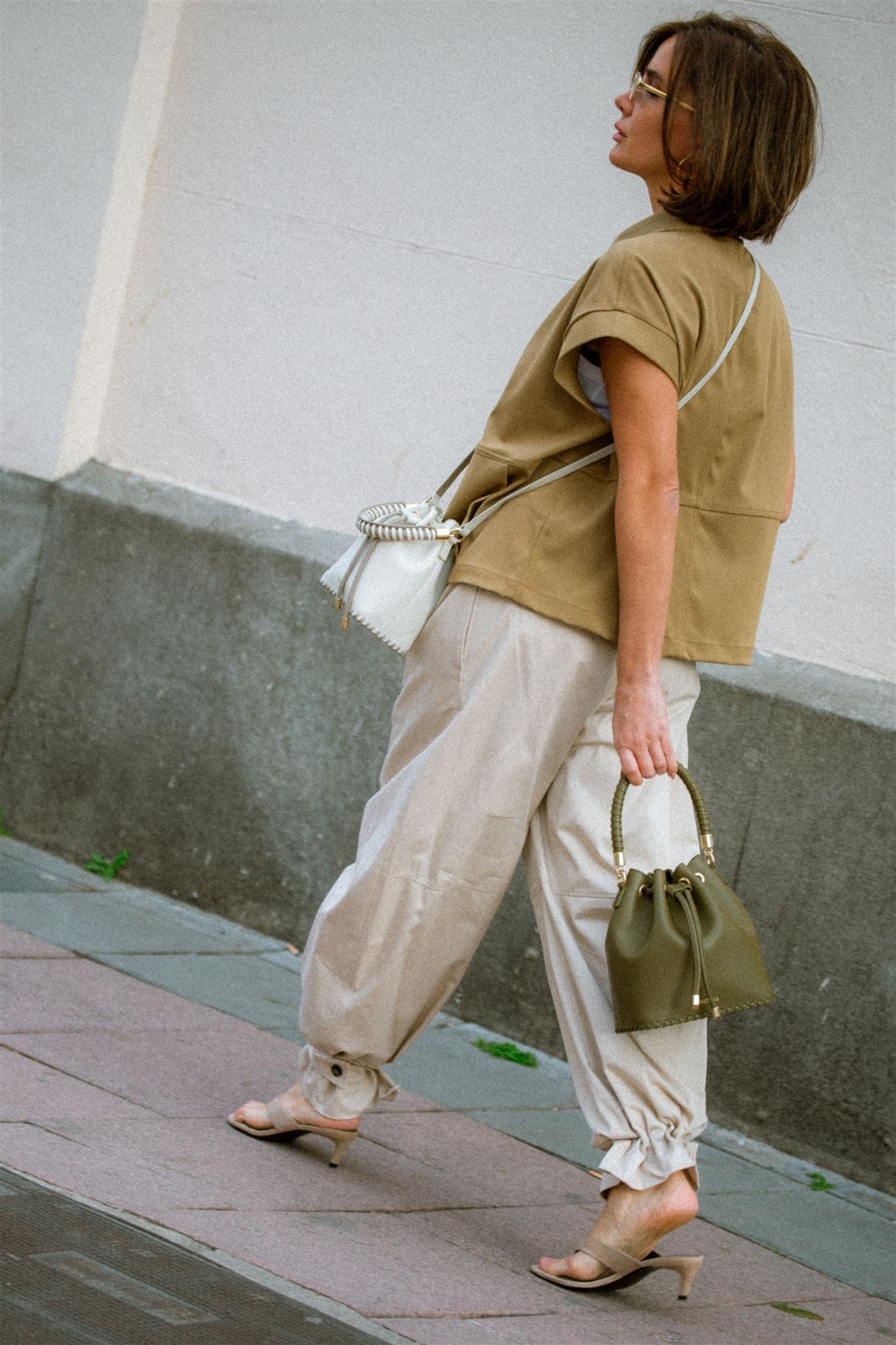 Bucket Bag Khaki Leather