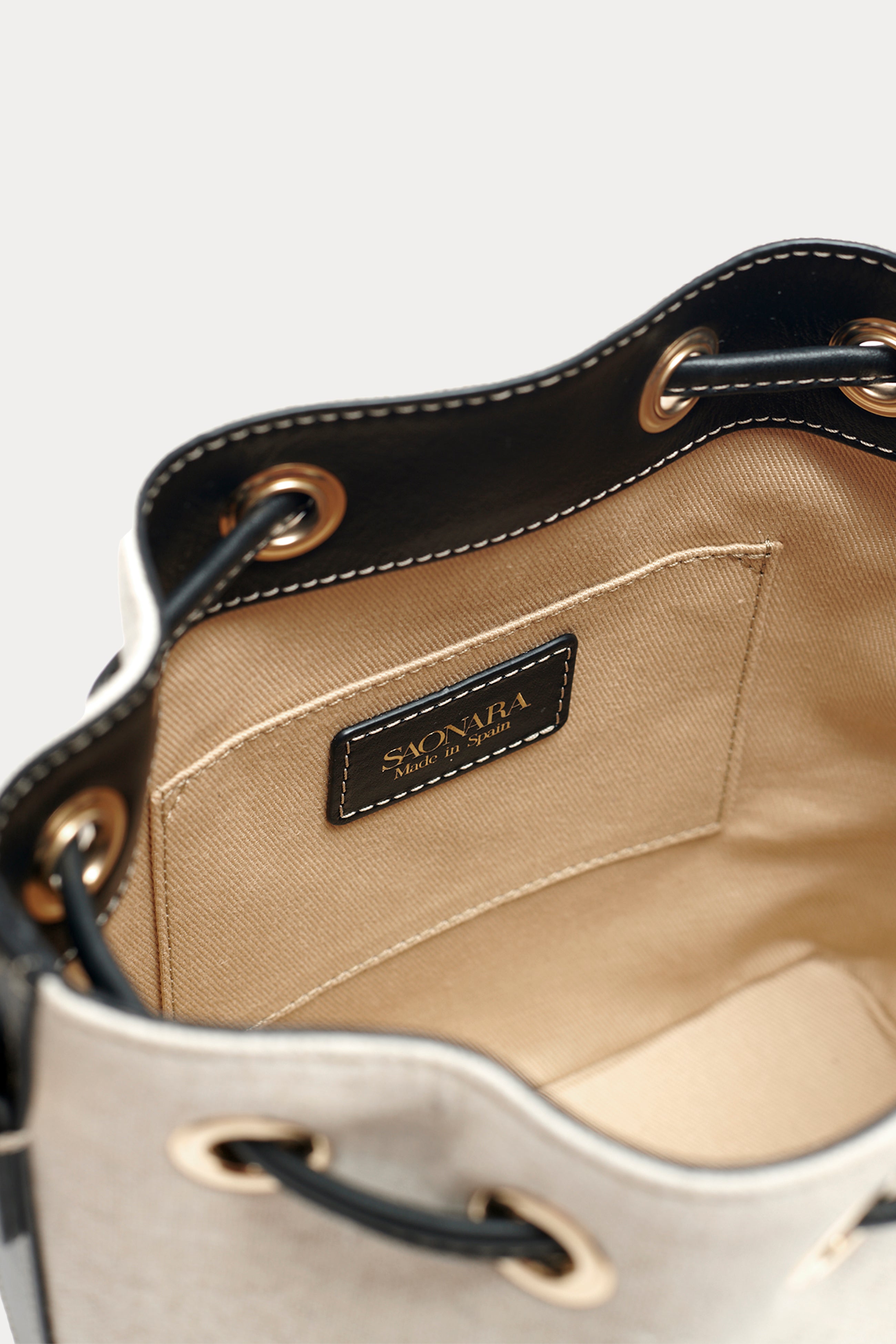 SAONARA BUCKET LINO / NEGRO PIEL