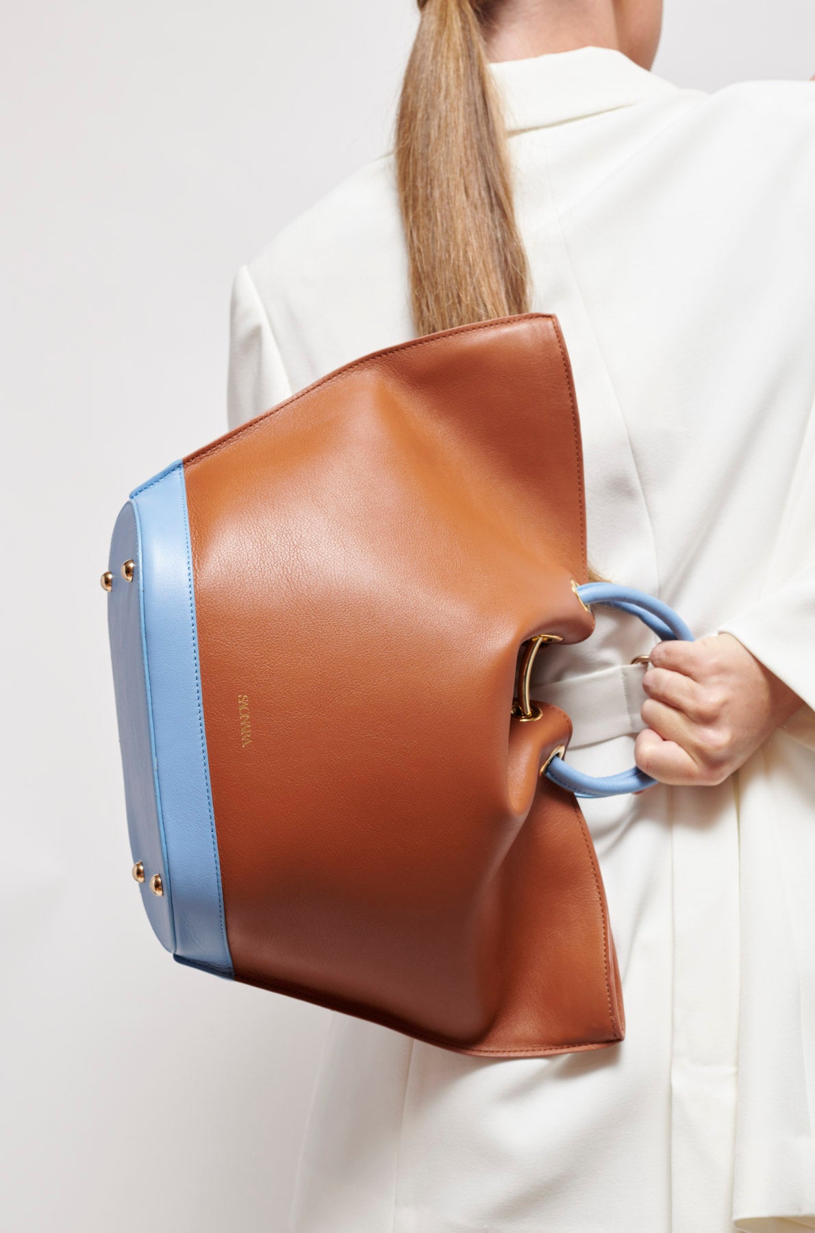 Capazo Bag Caramel/Blue Sky Piel