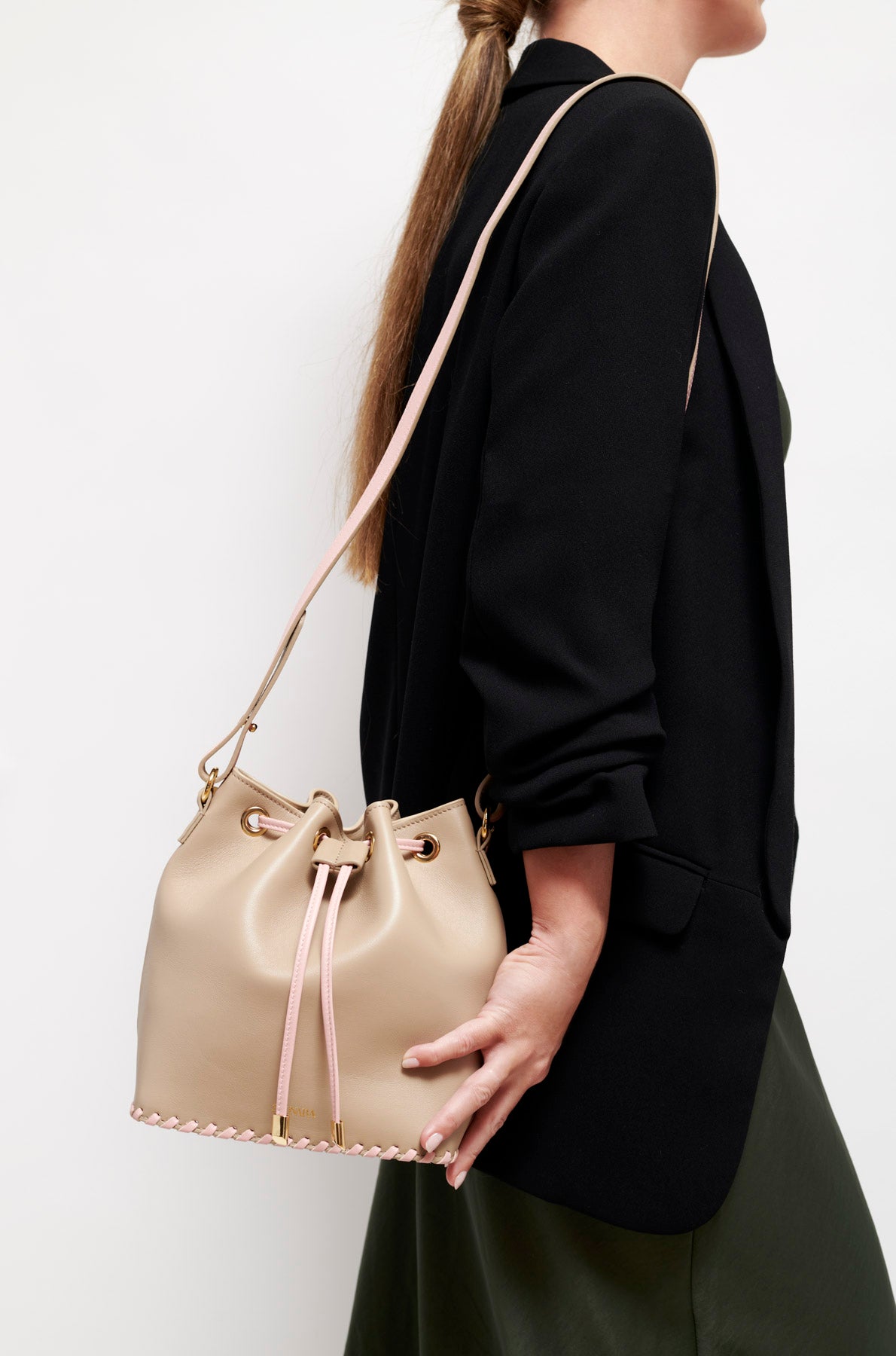 Bolso Saonara Bucket Taupe