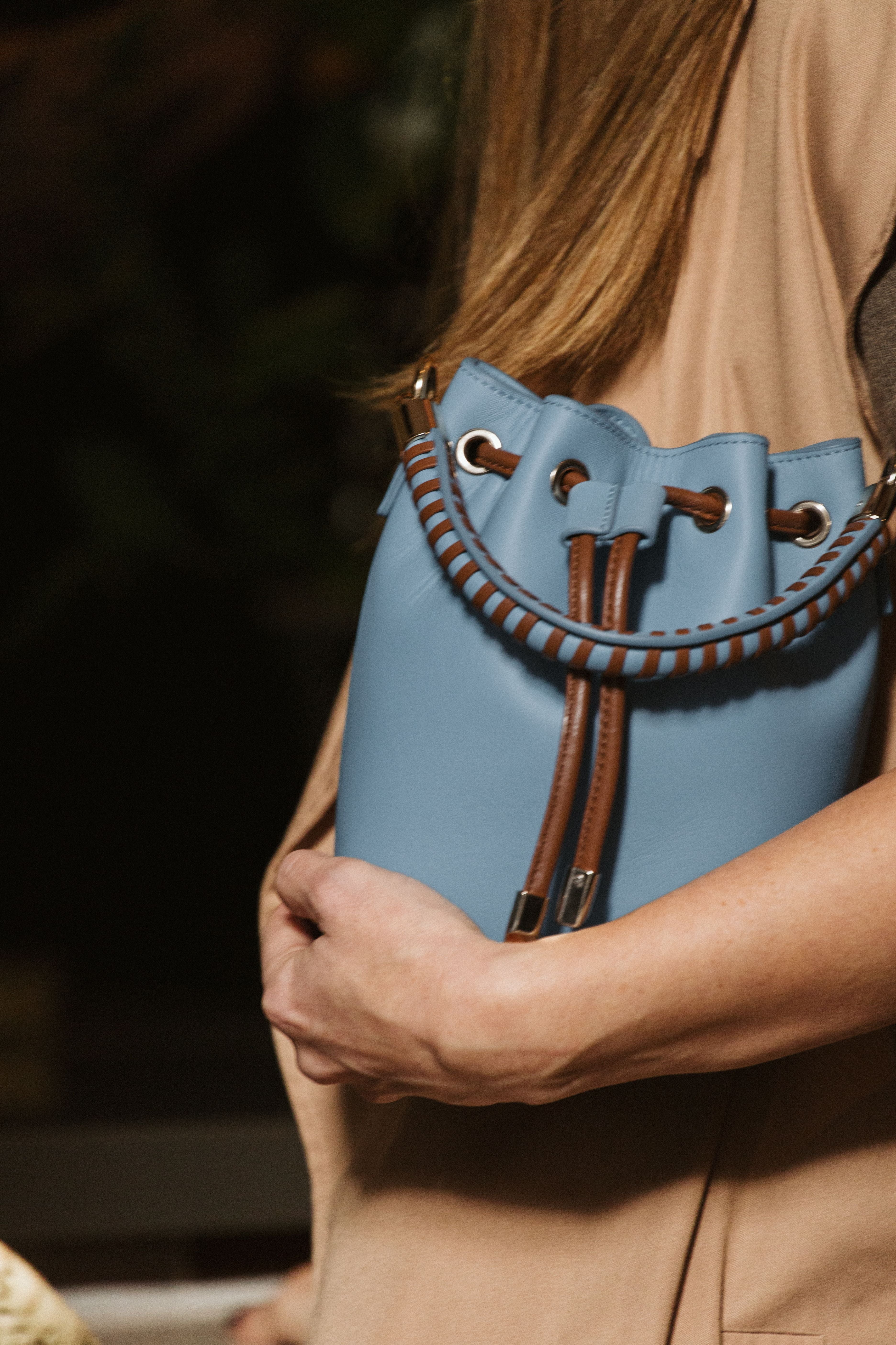 Mini Bucket Bag Blue Sky/Caramel Leather (Edición Limitada)
