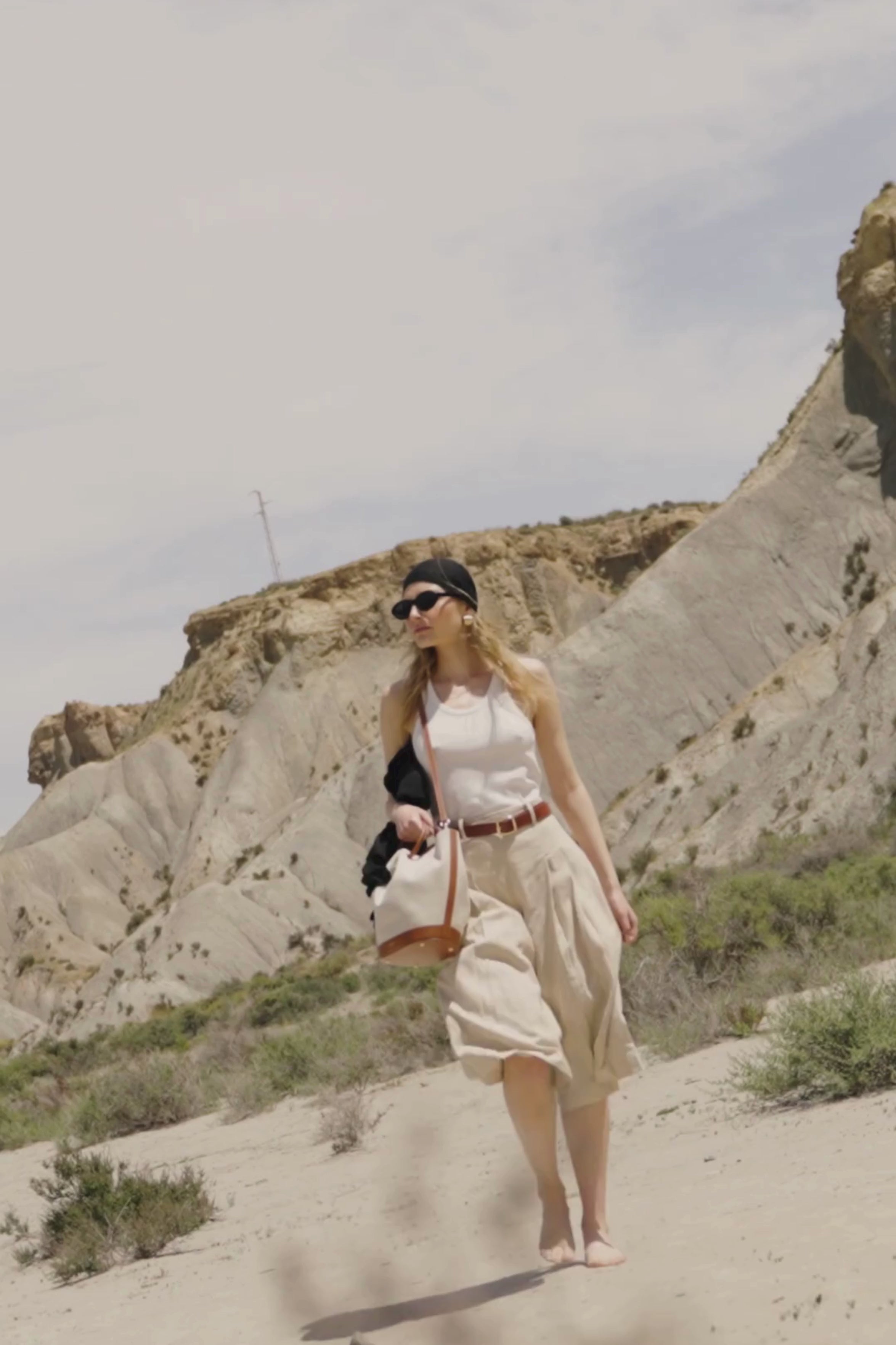 Video Capazo Caramel Linen
